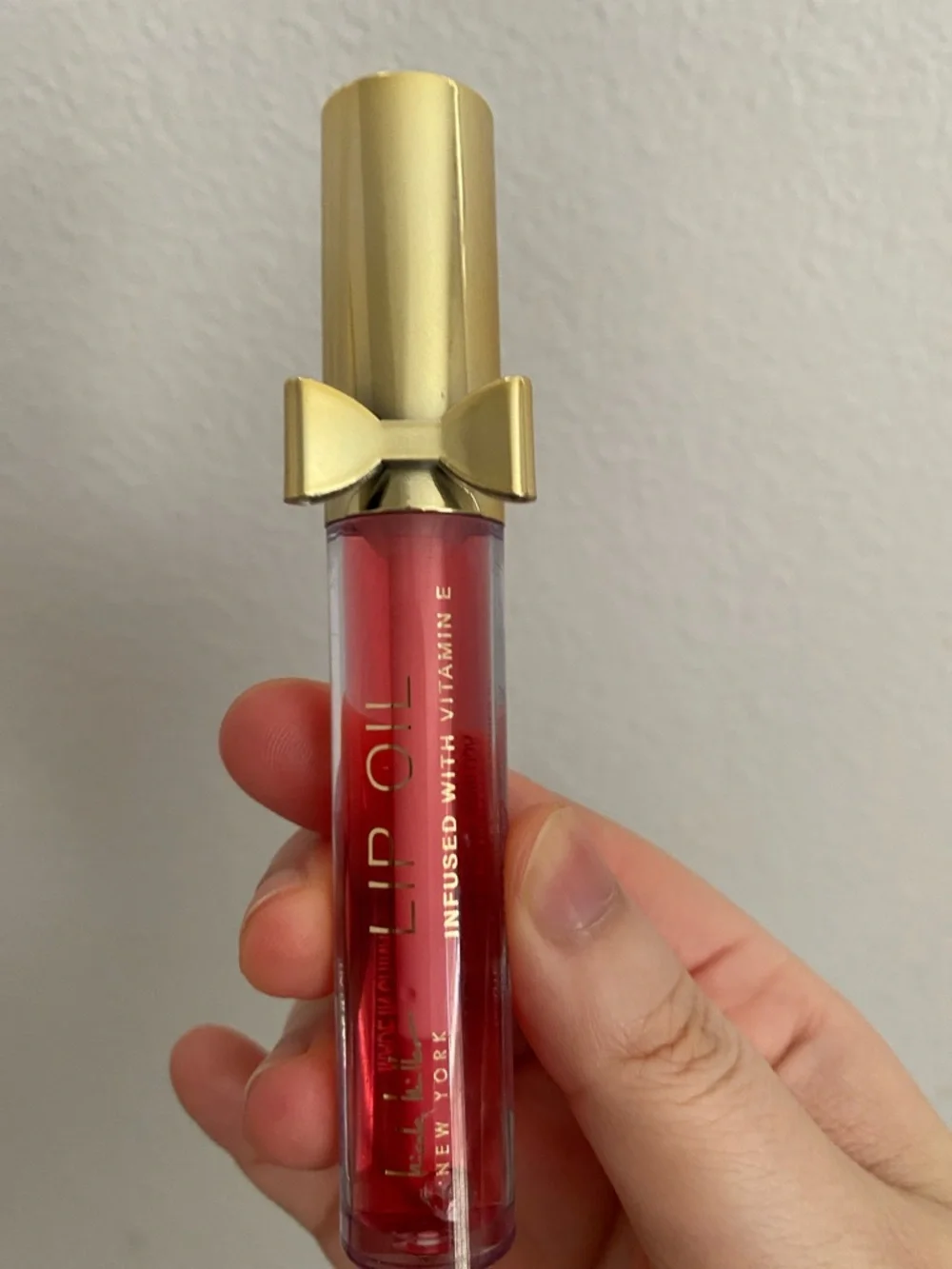 Nicole Miller Lip Oil - Red